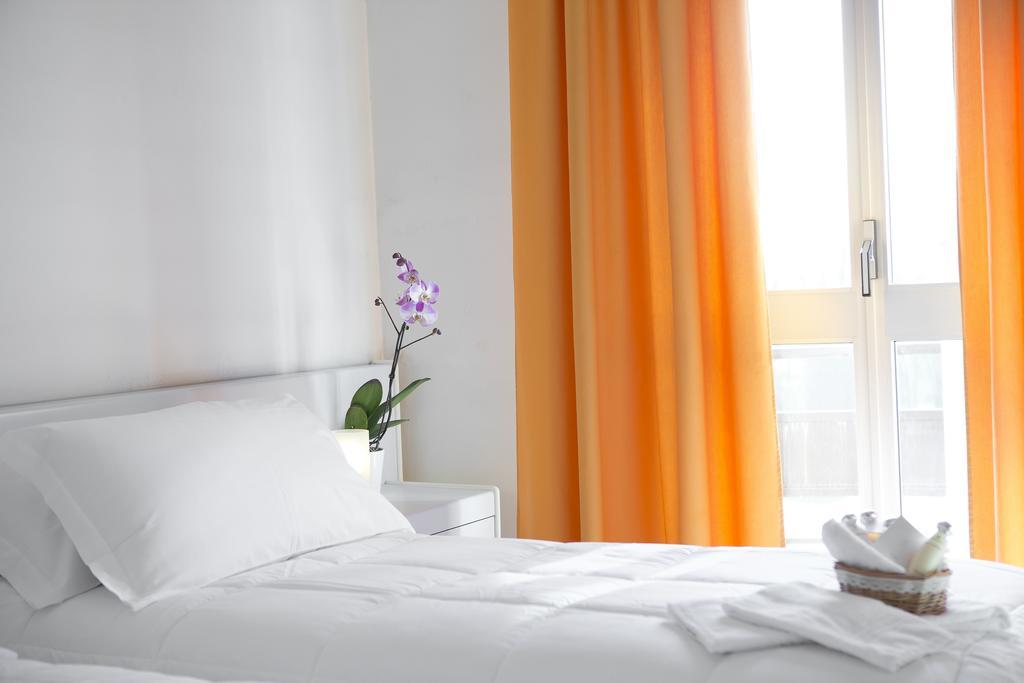 Hotel Capri Μπρέσια Δωμάτιο φωτογραφία